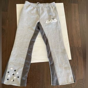 Dos.Atl Flared Sweatpants